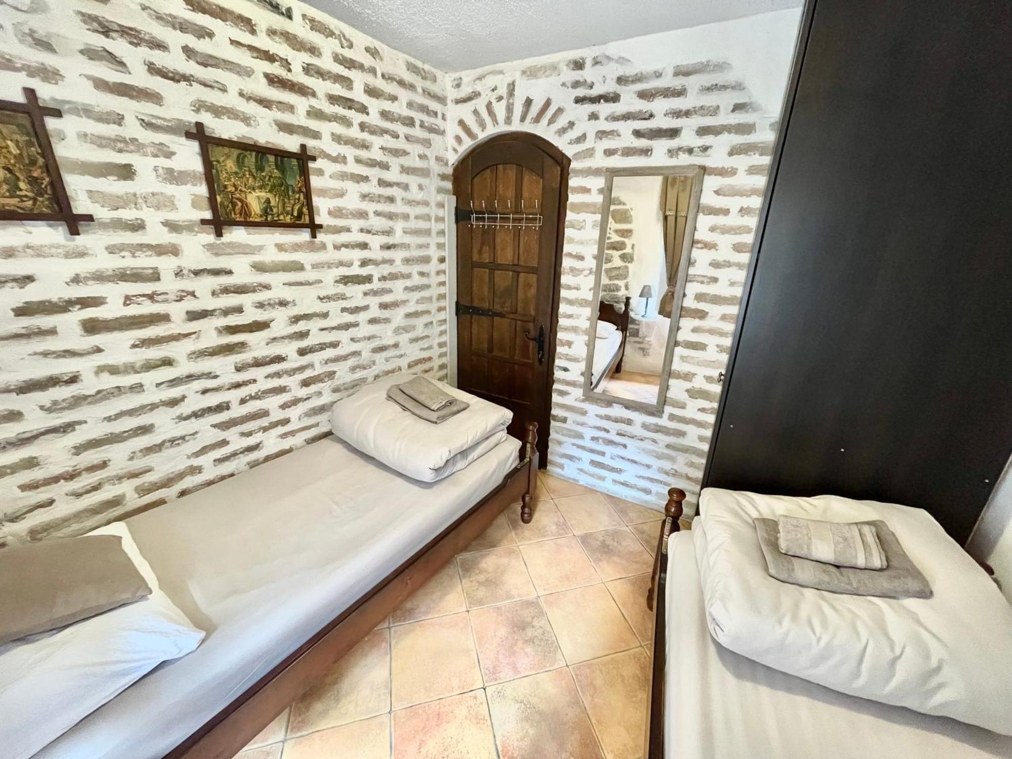 Old Town House With Private Garden Apartment Budva Exterior foto