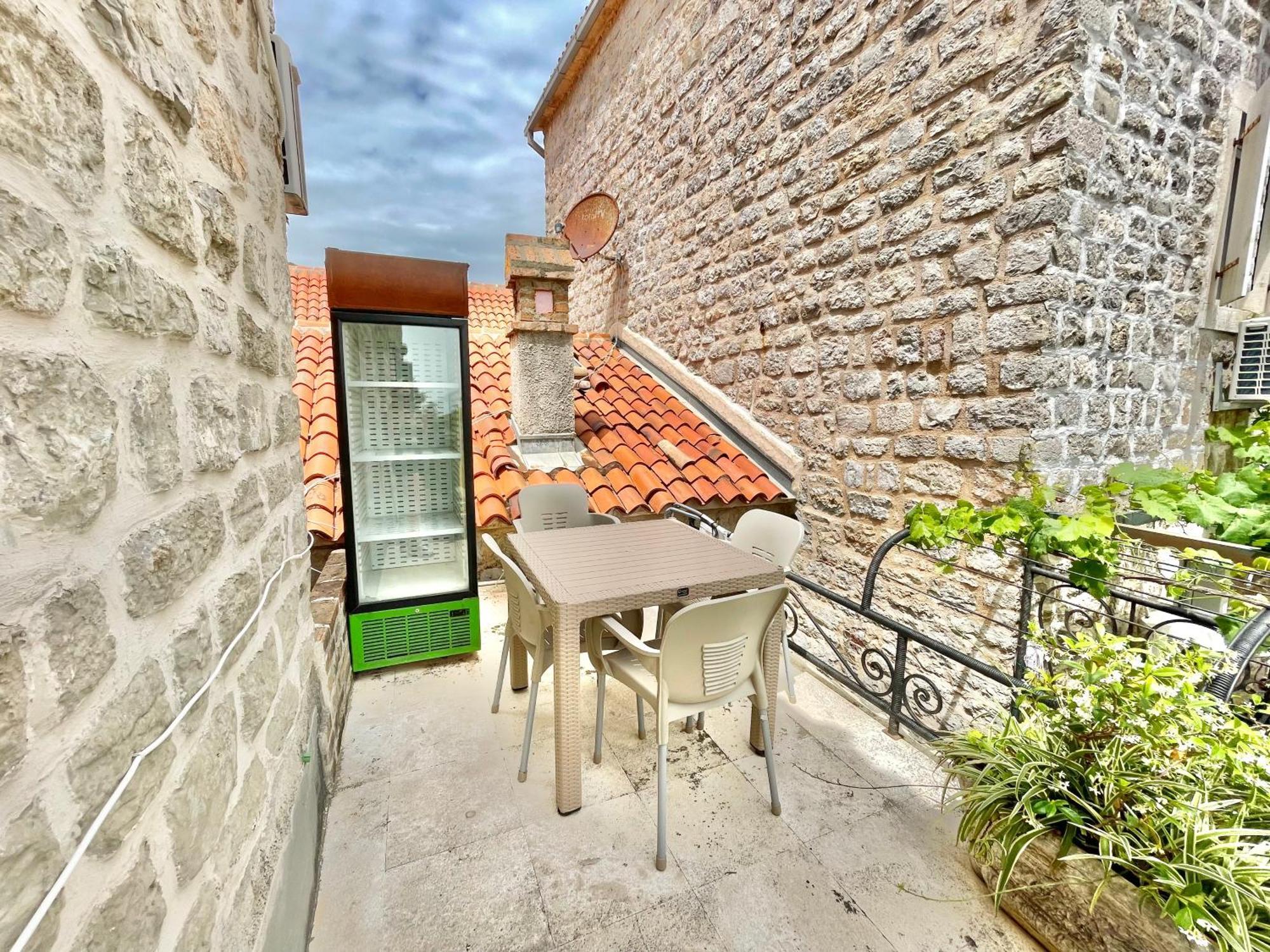 Old Town House With Private Garden Apartment Budva Exterior foto